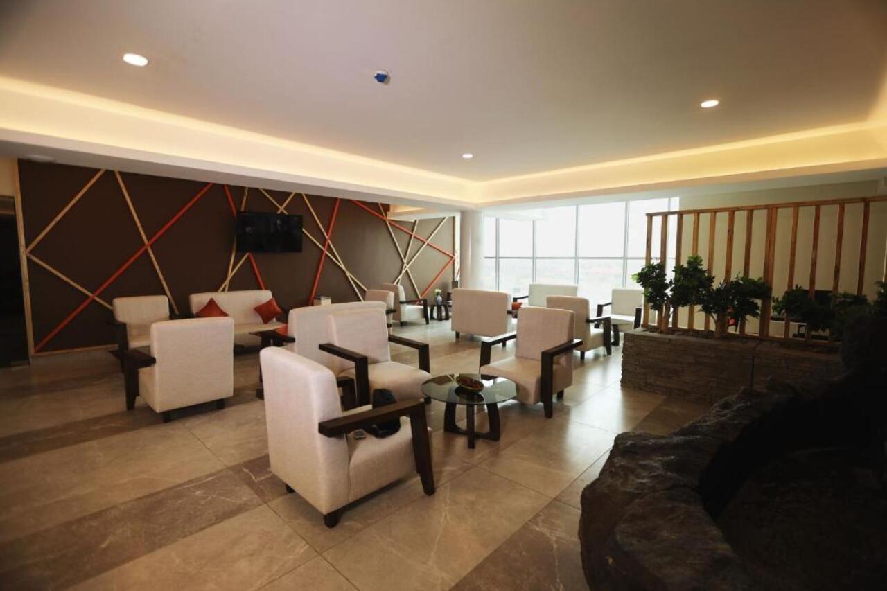 Prideinn Plaza Nairobi Airport Mlolongo Екстер'єр фото
