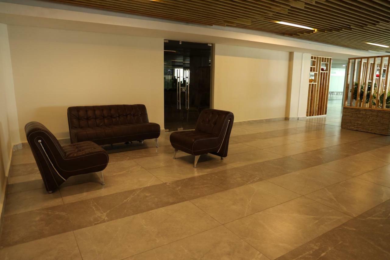 Prideinn Plaza Nairobi Airport Mlolongo Екстер'єр фото